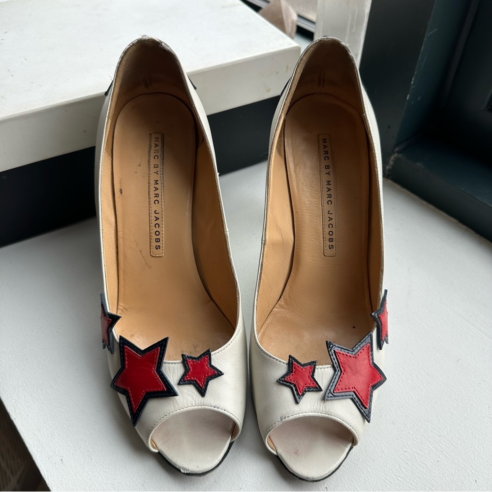 MJ heels